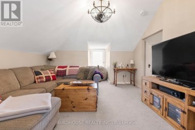 69 BOND STREET W Kawartha Lakes (Lindsay) Ontario photo 32