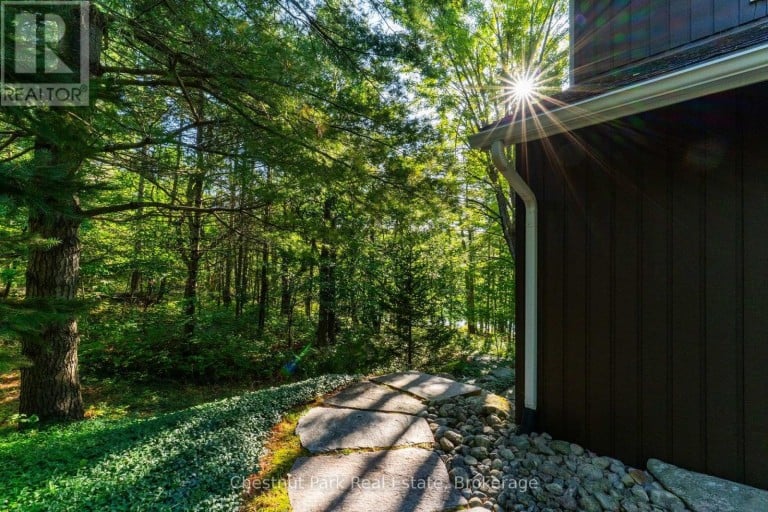 9-11 KENOZHA ROAD, Seguin, Ontario, P0C1J0