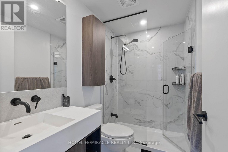 1322 - 108 PETER STREET, Toronto (Waterfront Communities), Ontario, M5V2G7