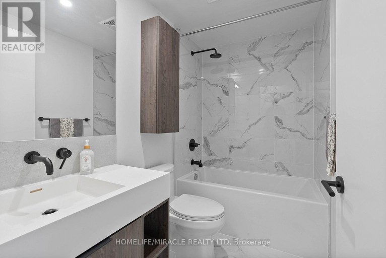 1322 - 108 PETER STREET, Toronto (Waterfront Communities), Ontario, M5V2G7
