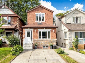 18 DENTONIA PARK AVENUE S Toronto (Crescent Town) Ontario photo 1