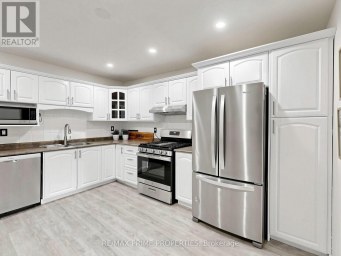 18 DENTONIA PARK AVENUE S Toronto (Crescent Town) Ontario photo 10