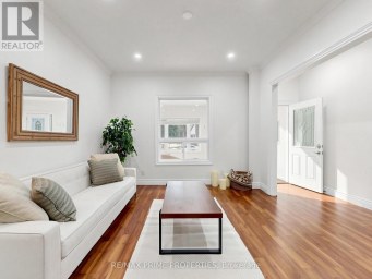 18 DENTONIA PARK AVENUE S Toronto (Crescent Town) Ontario photo 2