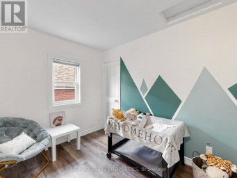 18 DENTONIA PARK AVENUE S Toronto (Crescent Town) Ontario photo 27