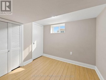 18 DENTONIA PARK AVENUE S Toronto (Crescent Town) Ontario photo 42