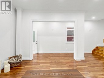 18 DENTONIA PARK AVENUE S Toronto (Crescent Town) Ontario photo 5