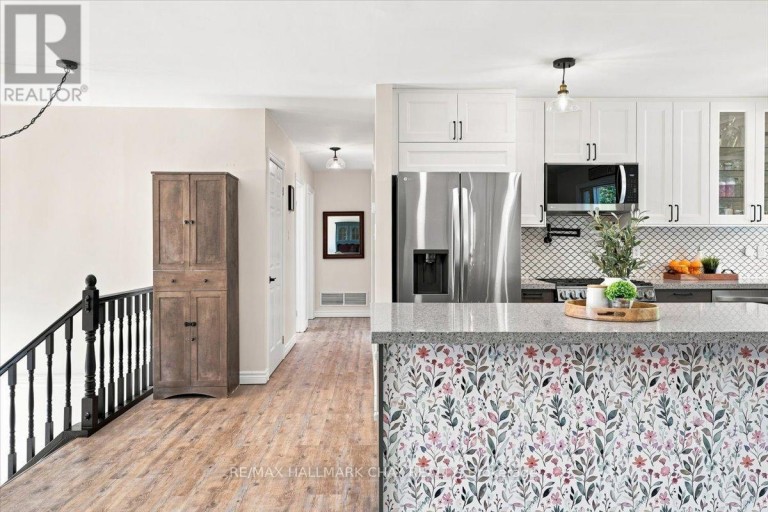 10 JAMIESON DRIVE, Adjala-Tosorontio (Rosemont), Ontario, L0N1R0