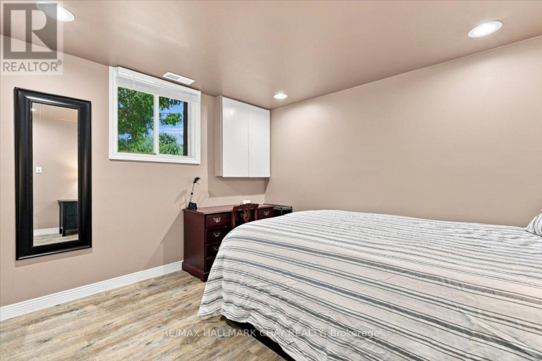 10 JAMIESON DRIVE, Adjala-Tosorontio (Rosemont), Ontario, L0N1R0