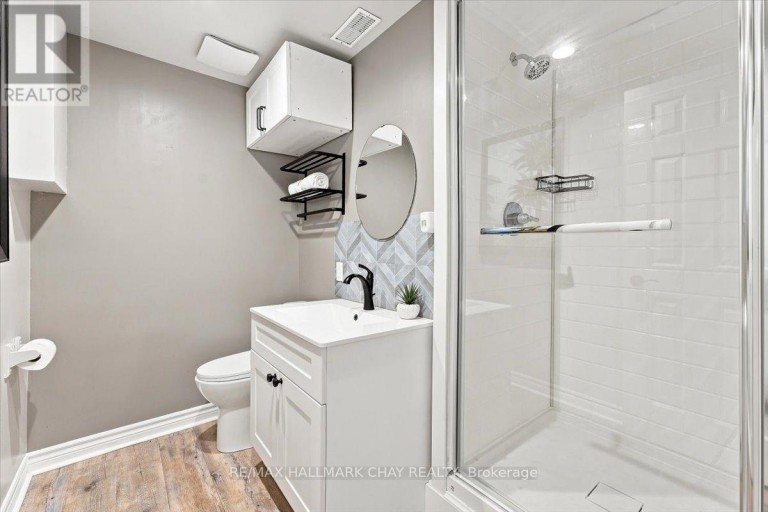 10 JAMIESON DRIVE, Adjala-Tosorontio (Rosemont), Ontario, L0N1R0