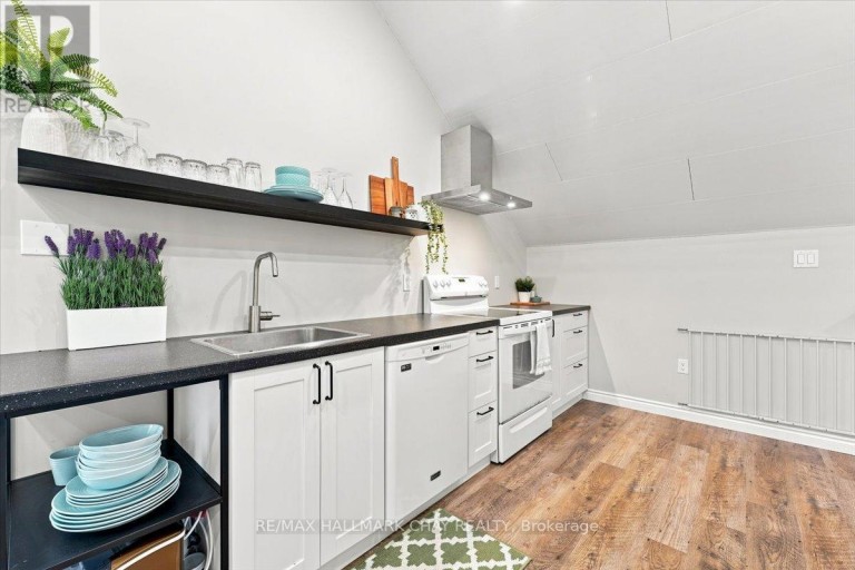 10 JAMIESON DRIVE, Adjala-Tosorontio (Rosemont), Ontario, L0N1R0