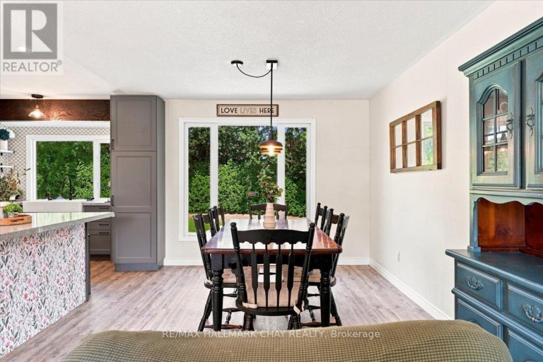 10 JAMIESON DRIVE, Adjala-Tosorontio (Rosemont), Ontario, L0N1R0
