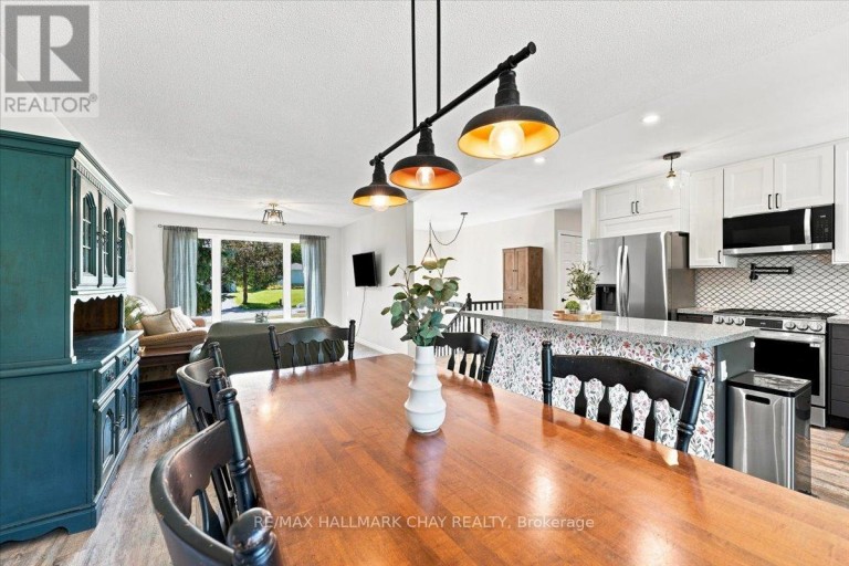 10 JAMIESON DRIVE, Adjala-Tosorontio (Rosemont), Ontario, L0N1R0