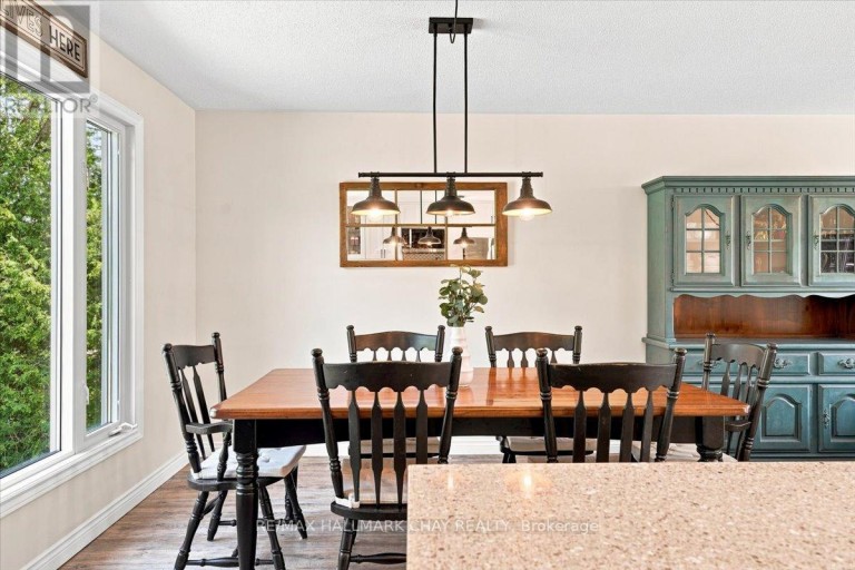 10 JAMIESON DRIVE, Adjala-Tosorontio (Rosemont), Ontario, L0N1R0