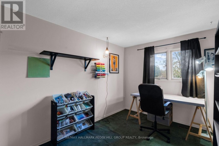47 KIPLING PLACE, Barrie (Letitia Heights), Ontario, L4N4W9