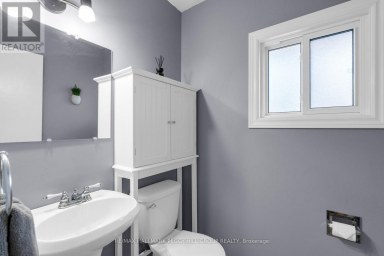 47 KIPLING PLACE Barrie (Letitia Heights) Ontario photo 11