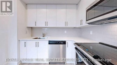 16 - 3472 WIDDICOMBE WAY Mississauga (Erin Mills) Ontario photo 11