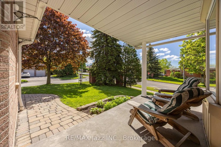 2 COOMER CRESCENT, Ajax (Central), Ontario, L1T3B6