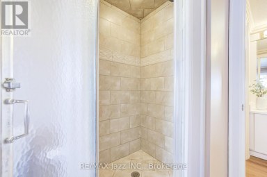 2 COOMER CRESCENT Ajax (Central) Ontario photo 23