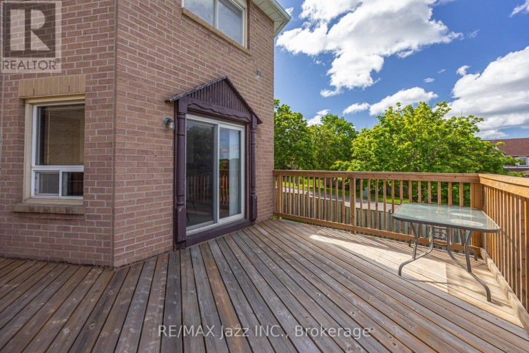 2 COOMER CRESCENT, Ajax (Central), Ontario, L1T3B6