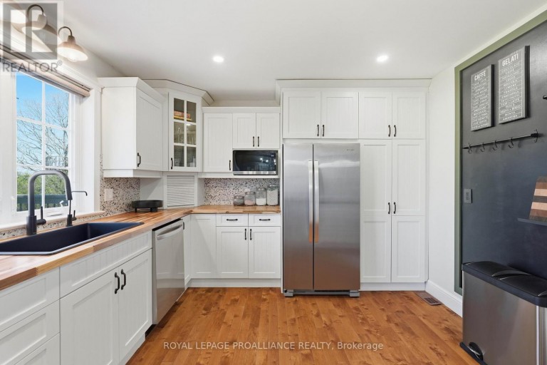 126 SALEM ROAD, Prince Edward County (Ameliasburg Ward), Ontario, K0K1A0