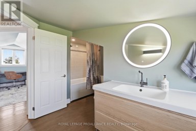 126 SALEM ROAD Prince Edward County (Ameliasburg Ward) Ontario photo 39