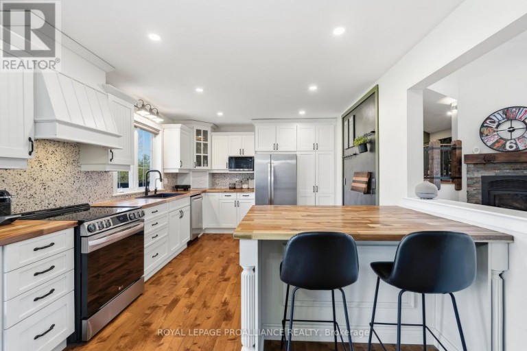 126 SALEM ROAD, Prince Edward County (Ameliasburg Ward), Ontario, K0K1A0