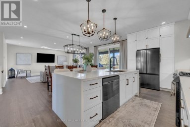 1270 COUNTY ROAD 121 Kawartha Lakes (Verulam) Ontario photo 5