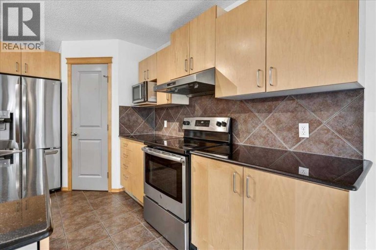 177 Royal Birch Terrace NW, Calgary, Alberta, T3G5P2