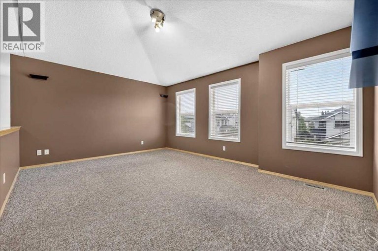 177 Royal Birch Terrace NW, Calgary, Alberta, T3G5P2