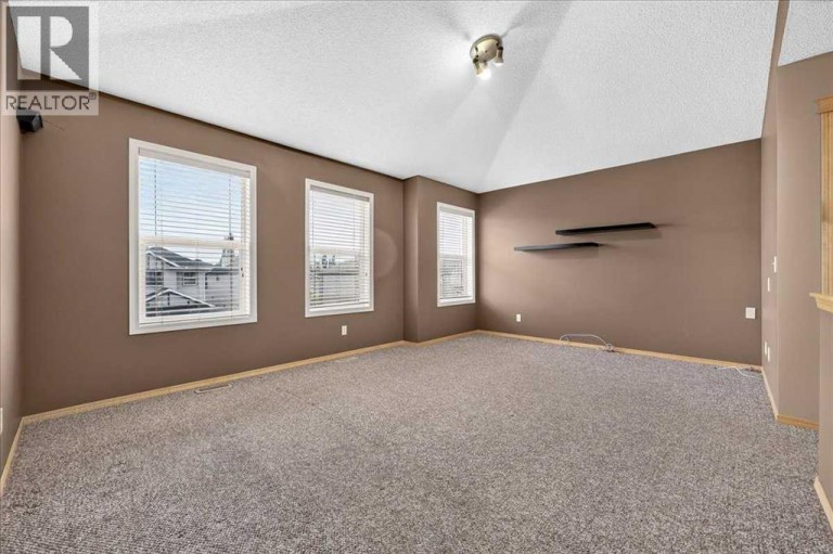 177 Royal Birch Terrace NW, Calgary, Alberta, T3G5P2