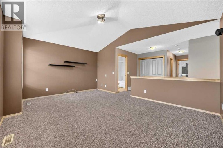 177 Royal Birch Terrace NW, Calgary, Alberta, T3G5P2