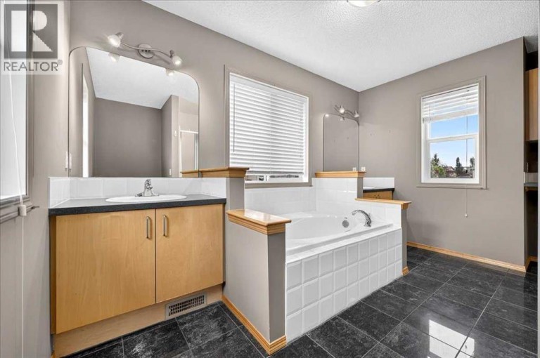 177 Royal Birch Terrace NW, Calgary, Alberta, T3G5P2