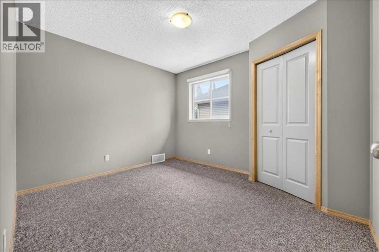 177 Royal Birch Terrace NW, Calgary, Alberta, T3G5P2