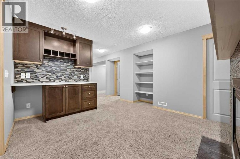177 Royal Birch Terrace NW, Calgary, Alberta, T3G5P2