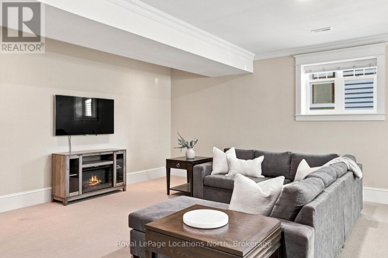 114 STANLEY STREET, Collingwood, Ontario, L9Y0G3