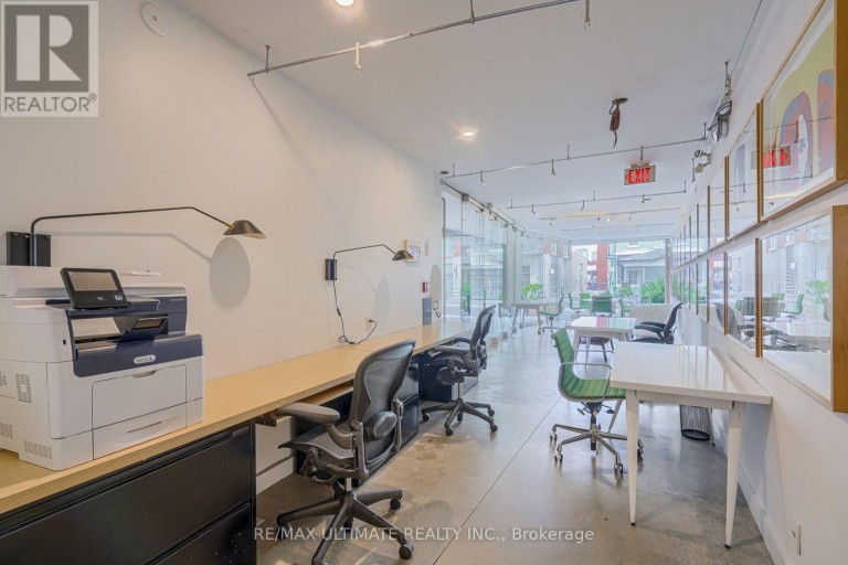 298 MARKHAM STREET, Toronto (Trinity-Bellwoods), Ontario, M6J2G6