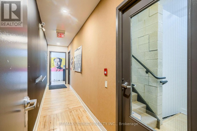 298 MARKHAM STREET, Toronto (Trinity-Bellwoods), Ontario, M6J2G6