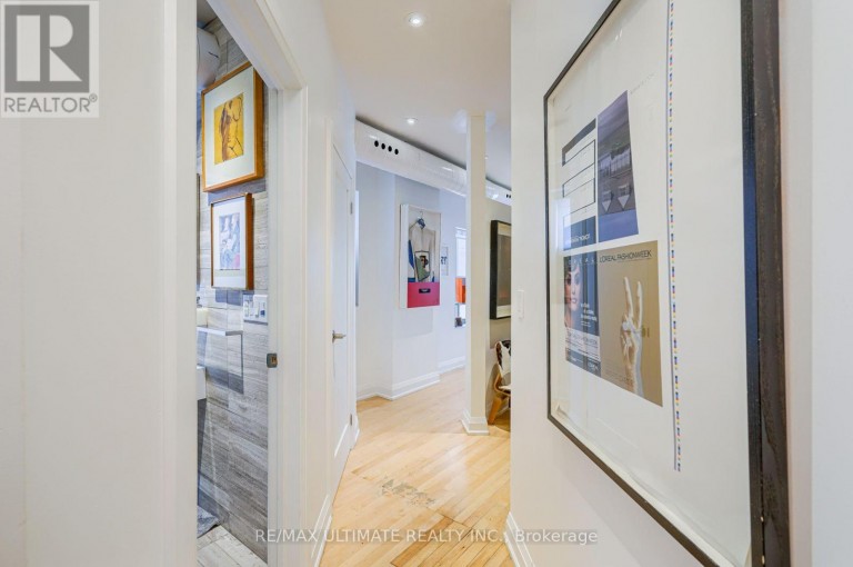 298 MARKHAM STREET, Toronto (Trinity-Bellwoods), Ontario, M6J2G6