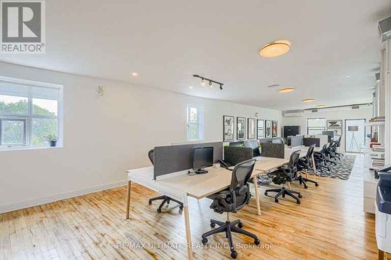 298 MARKHAM STREET, Toronto (Trinity-Bellwoods), Ontario, M6J2G6