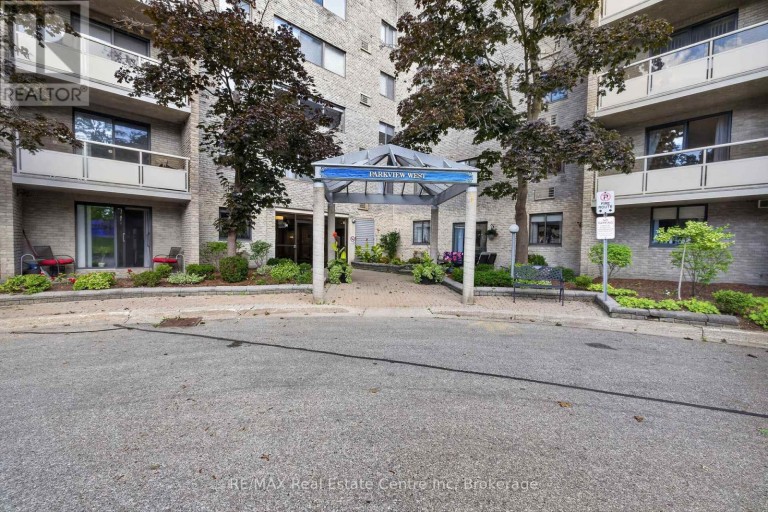 103 - 93 WESTWOOD ROAD, Guelph (Willow West/Sugarbush/West Acres), Ontario, N1H7J7