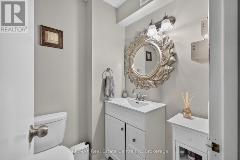 103 - 93 WESTWOOD ROAD, Guelph (Willow West/Sugarbush/West Acres), Ontario, N1H7J7