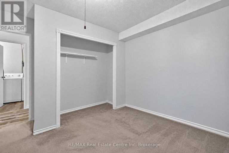 103 - 93 WESTWOOD ROAD, Guelph (Willow West/Sugarbush/West Acres), Ontario, N1H7J7