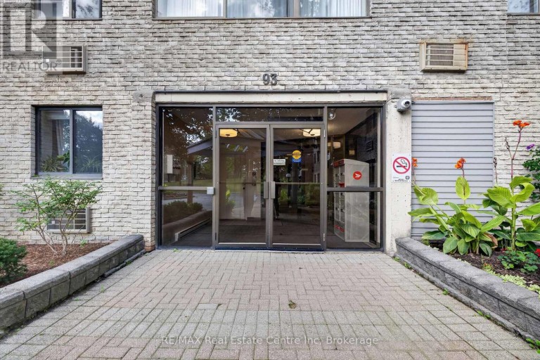 103 - 93 WESTWOOD ROAD, Guelph (Willow West/Sugarbush/West Acres), Ontario, N1H7J7