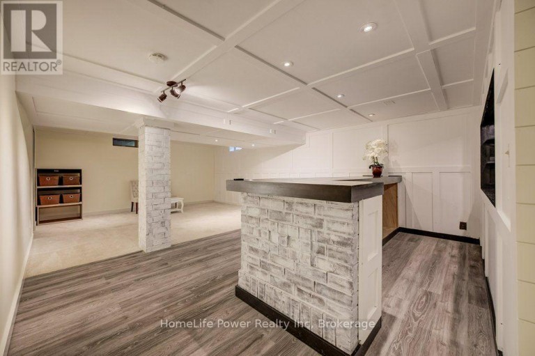 16 IRONGATE DRIVE, Brant (Paris), Ontario, N3L4G4