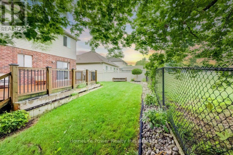 16 IRONGATE DRIVE, Brant (Paris), Ontario, N3L4G4