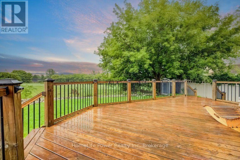 16 IRONGATE DRIVE, Brant (Paris), Ontario, N3L4G4