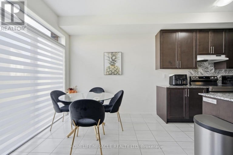 1230 REXTON DRIVE, Oshawa (Kedron), Ontario, L1L0T3