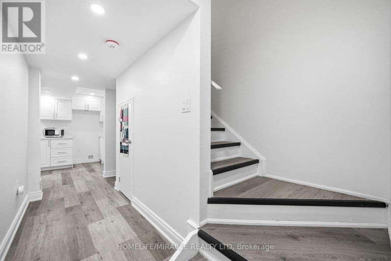1230 REXTON DRIVE, Oshawa (Kedron), Ontario, L1L0T3