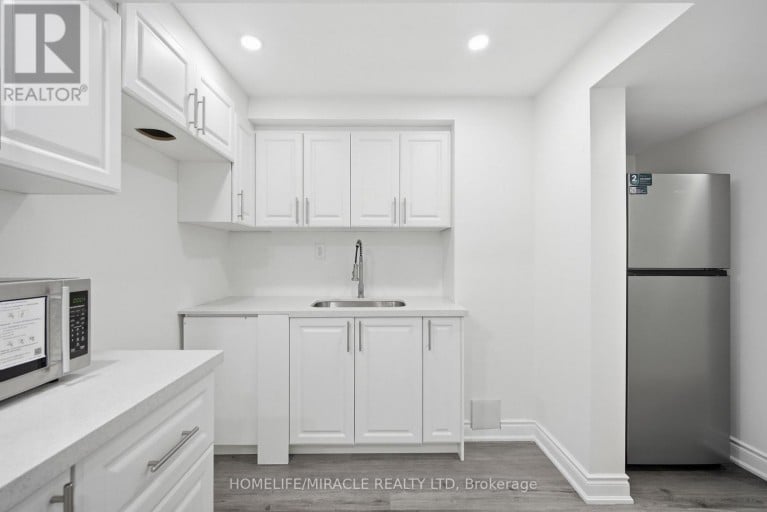 1230 REXTON DRIVE, Oshawa (Kedron), Ontario, L1L0T3