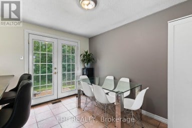 2743 LOCKHART ROAD Innisfil Ontario photo 11